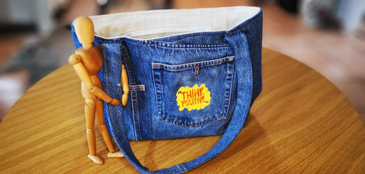 Think positive stylish tote